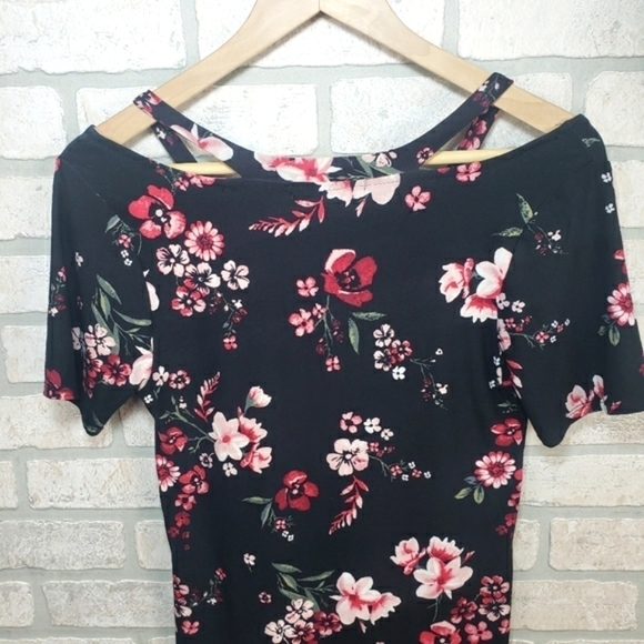 EYE CANDY Floral Open Shoulder Stretch Dress Size L - Picture 3 of 6